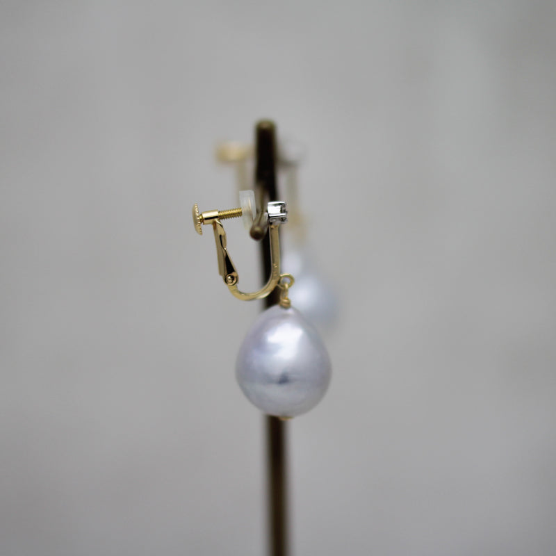 白蝶バロックパール イヤリング
