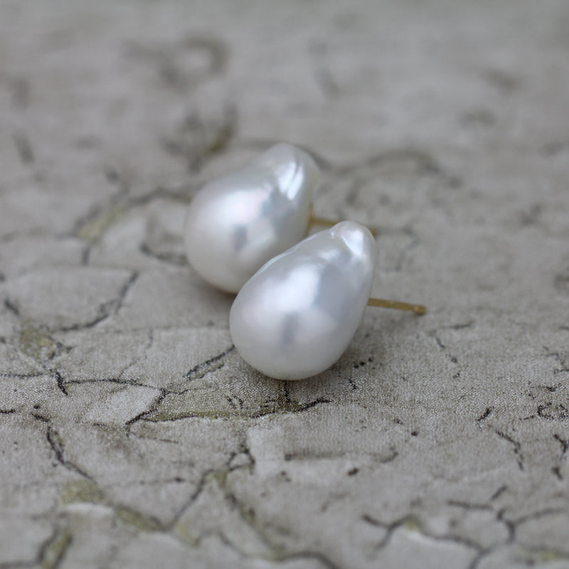 12mm 白蝶バロックパール ピアス