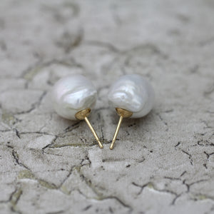 12mm 白蝶バロックパール ピアス