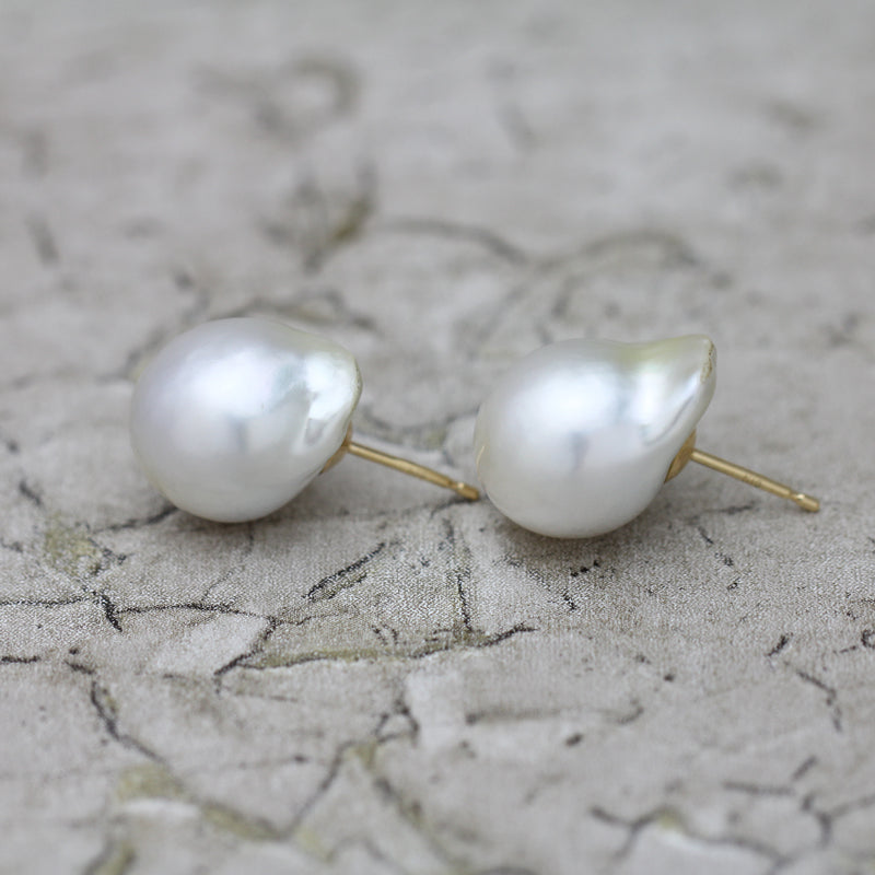 13mm 白蝶バロックパール ピアス