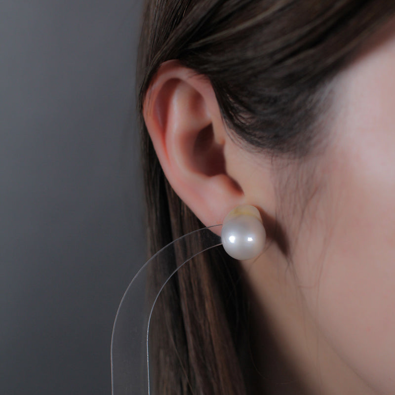 13mm 白蝶バロックパール ピアス