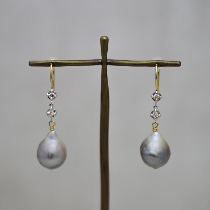 10mm 黒蝶バロックパール フックピアス