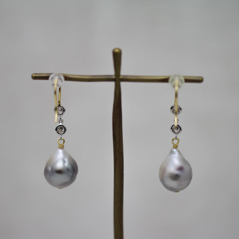 10mm 黒蝶バロックパール フックピアス