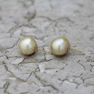 11mm 白蝶バロックパール ピアス