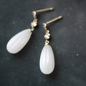 白翡翠×ダイヤモンド ピアス