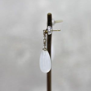 白翡翠×ダイヤモンド ピアス