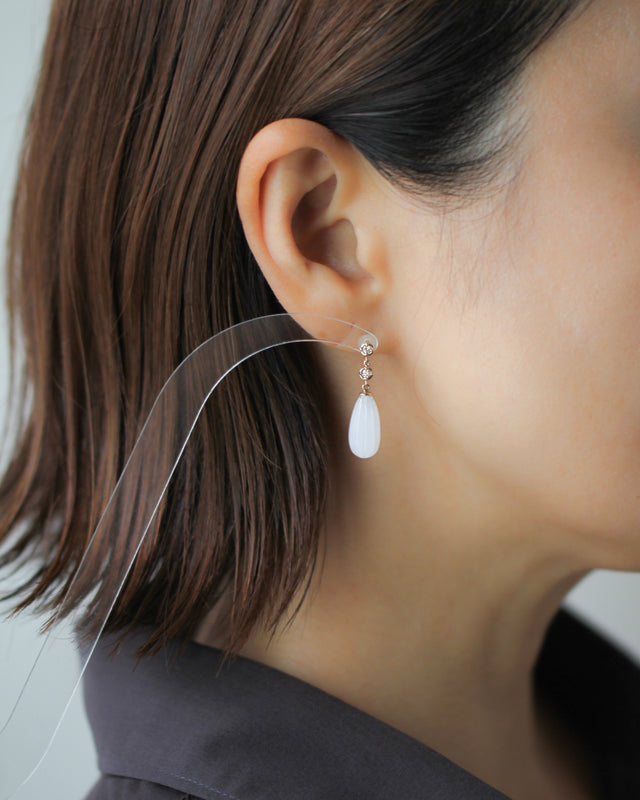 白翡翠×ダイヤモンド ピアス
