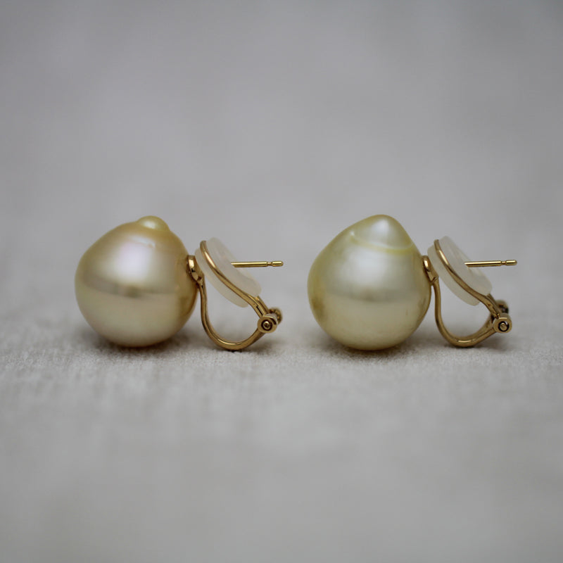 15mm 白蝶バロックパール ピアス