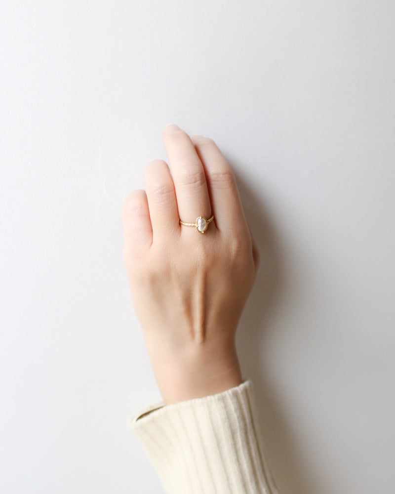 白蝶ケシパール リング